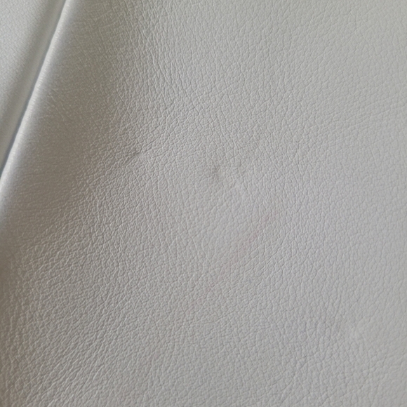 FERRAGAMO authentic vintage shoulder bag.  White leather with beautifulwood trim - Picture 8 of 9